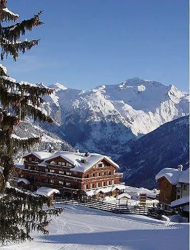 Grand Hotel Courchevel 1850